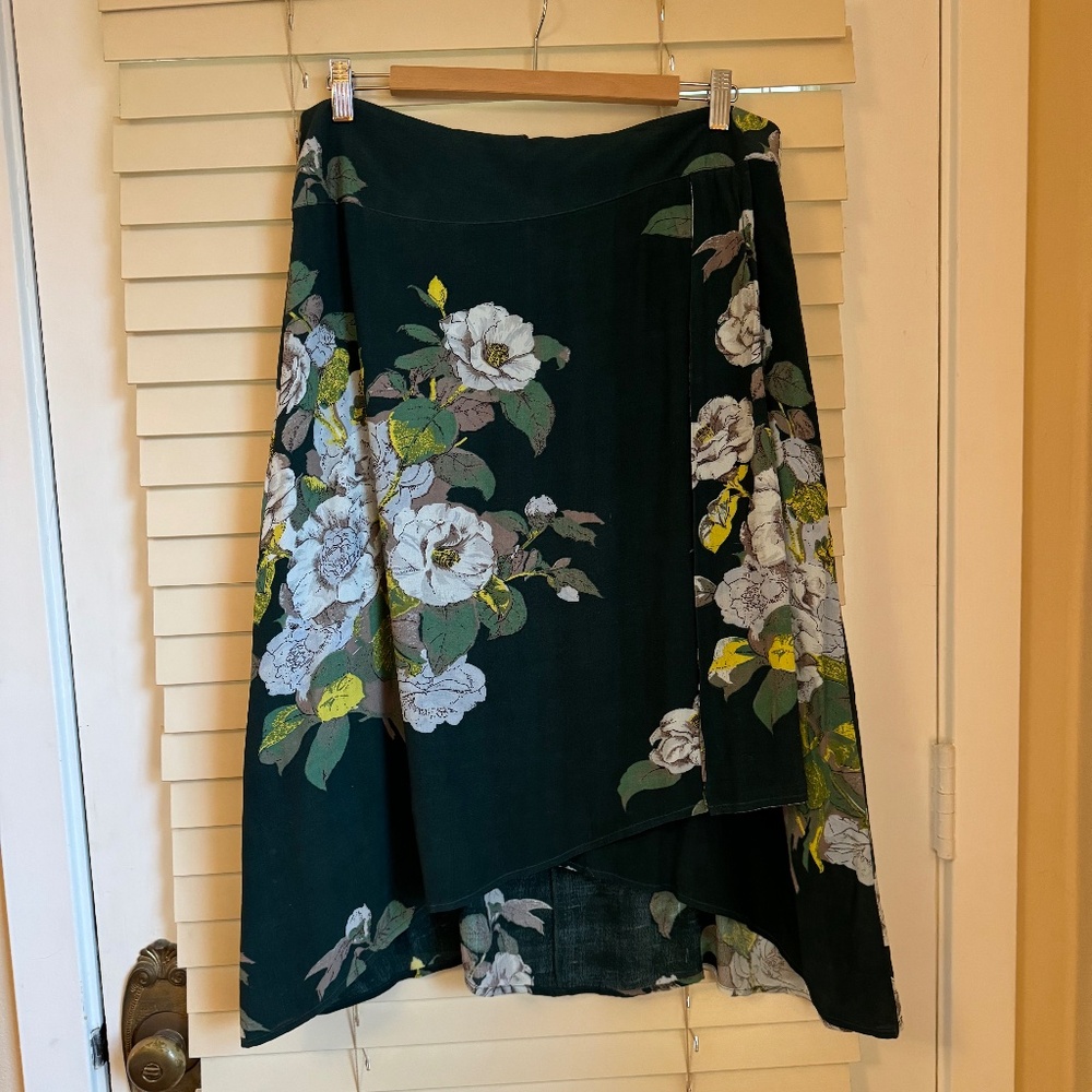 Phase Eight dark green floral high-low skirt, NWT size 12 US